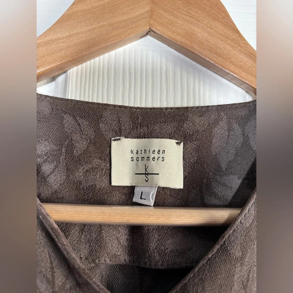 VTG Kathleen Sommers Womens Button Down Blouse Large Brown Minkleaf Quiet Luxury - Picture 5 of 9
